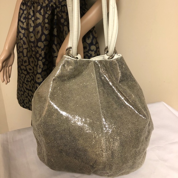 KOOBA Cassandra Draw Top String Metallic XL Bucket - Picture 3 of 8